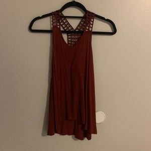 Rusty colored tank top with back design